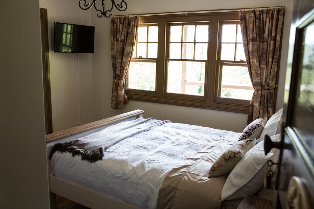 Buttercup Hill Bed & Breakfast Warburton Rom bilde